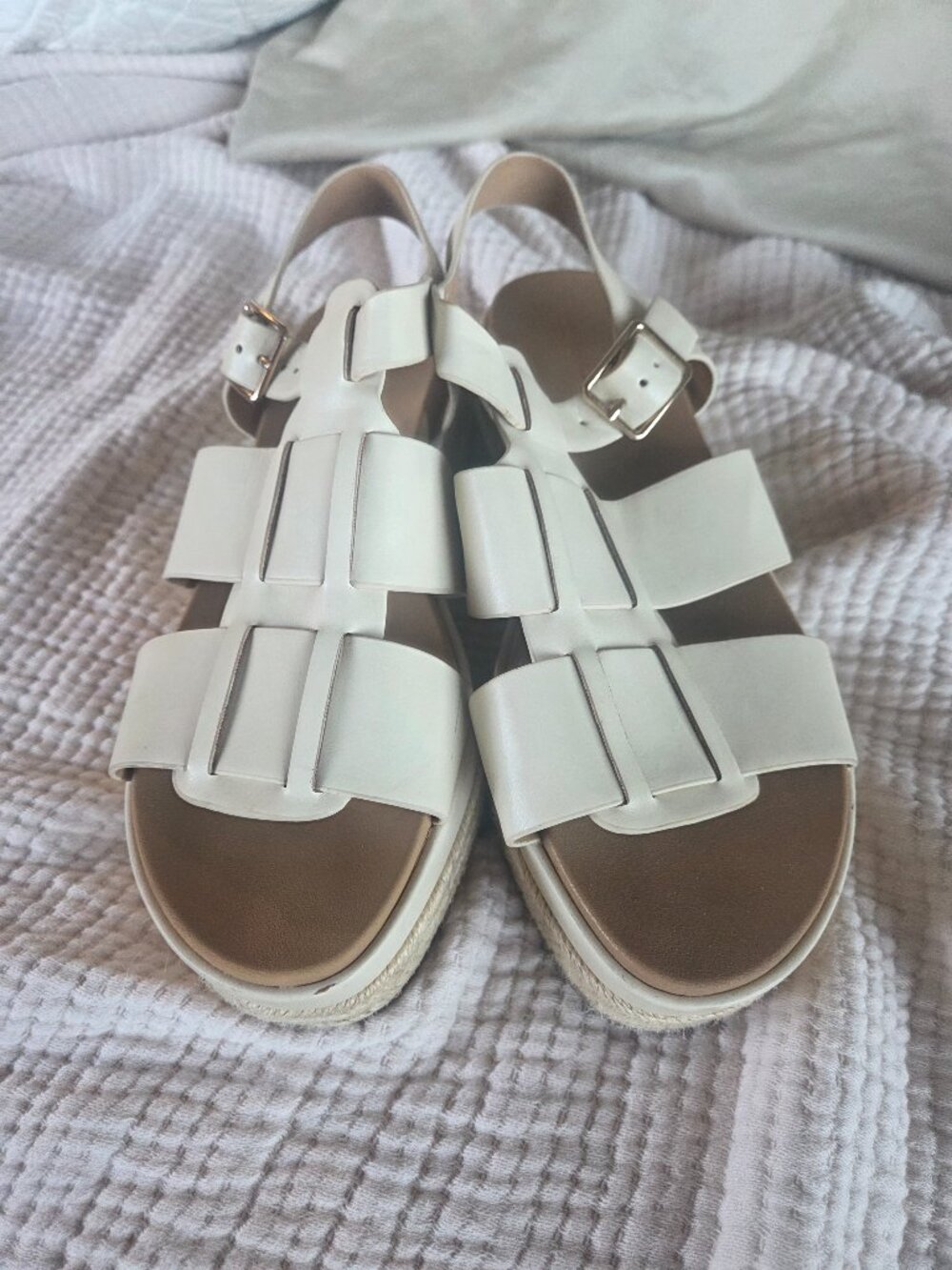 SODA Chunky Sandals - Size 9 but fit like a 10